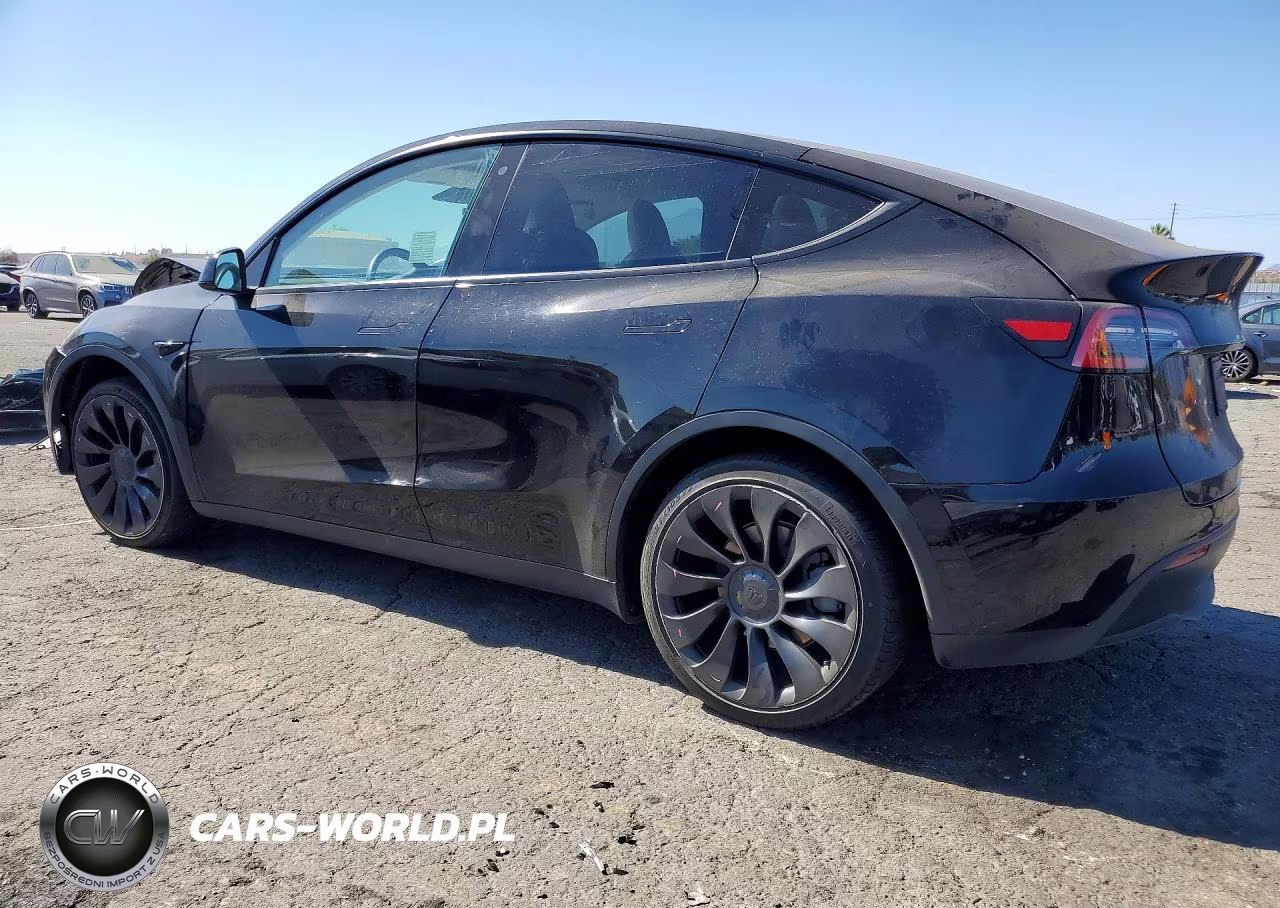 2020 Tesla Model Y VIN:5YJYGDEE3LF051556 - 2
