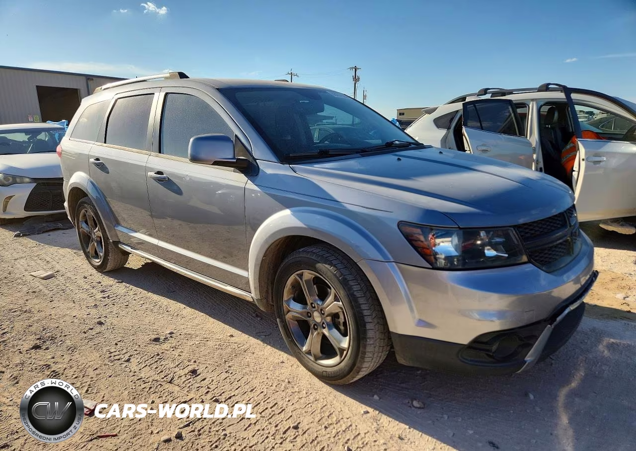 2016 Dodge Journey Crossroad VIN:3C4PDCGG4GT107038 - 4