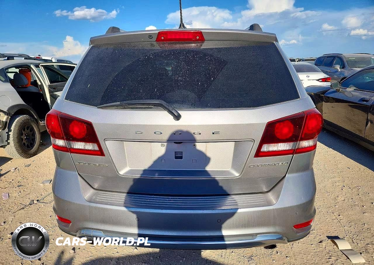 2016 Dodge Journey Crossroad VIN:3C4PDCGG4GT107038 - 6