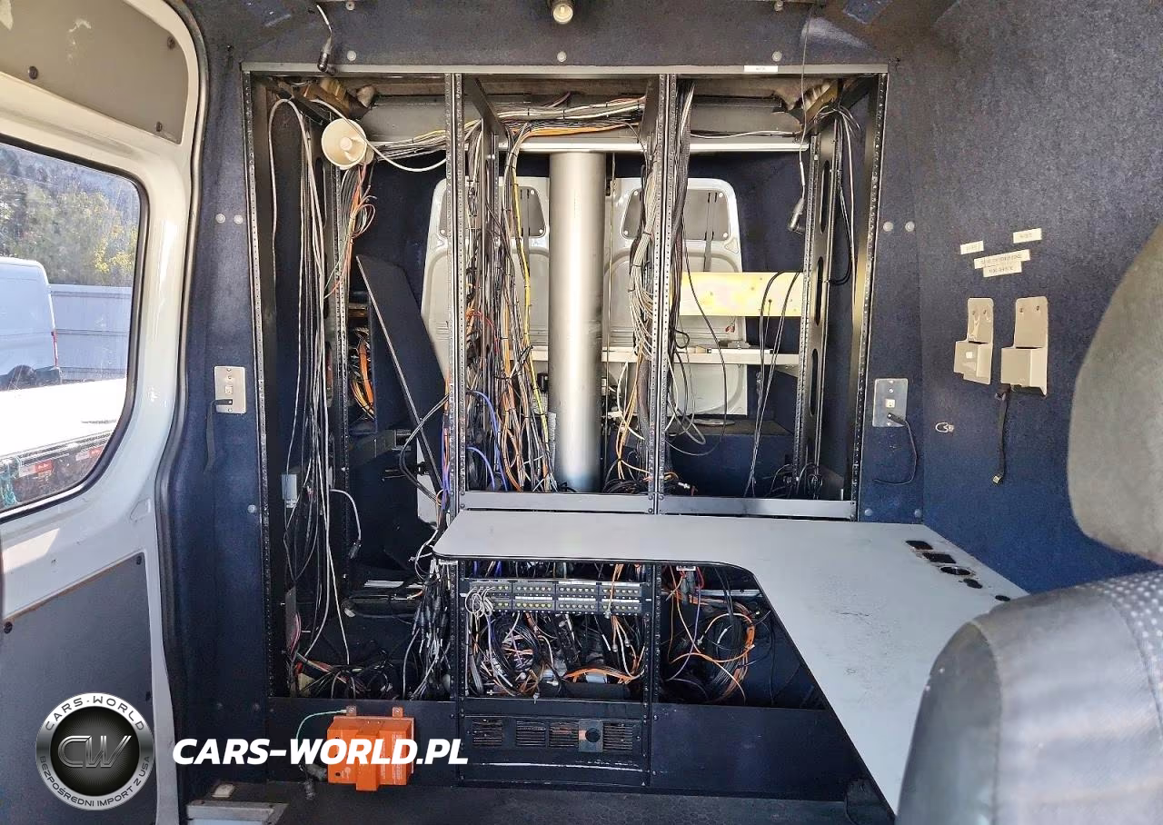 2013 Mercedes-Benz Sprinter 3500 VIN:WD3PF0CC6D5813400 - 10