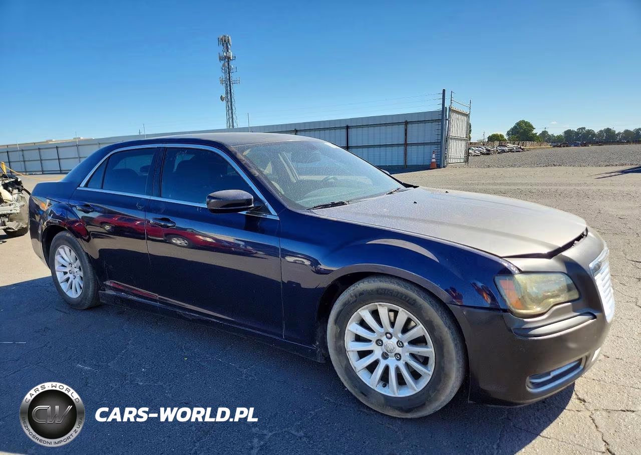2012 Chrysler 300 VIN:2C3CCAAG0CH272932 - 4
