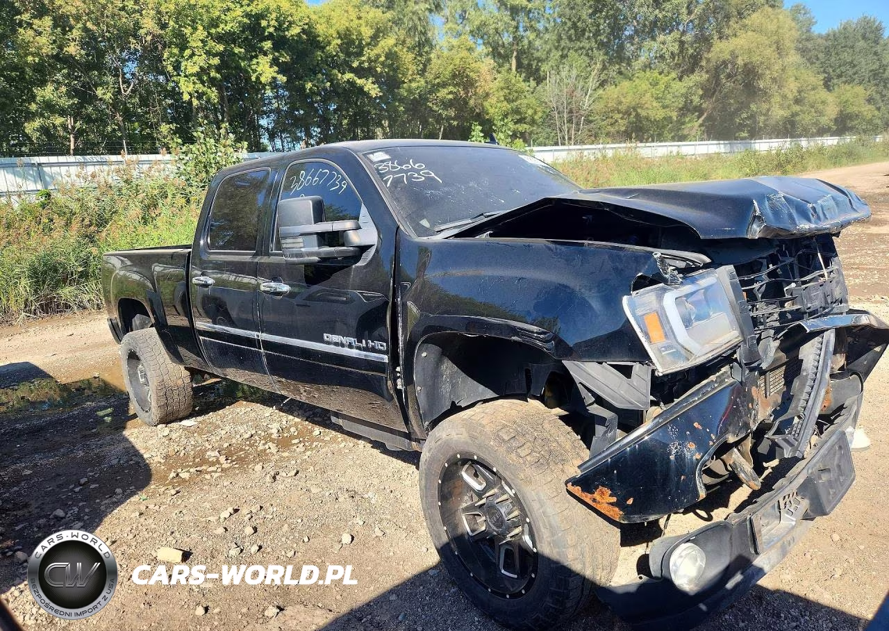 2011 GMC Sierra K3500 Denali VIN:1GT426C86BF181802 - 4