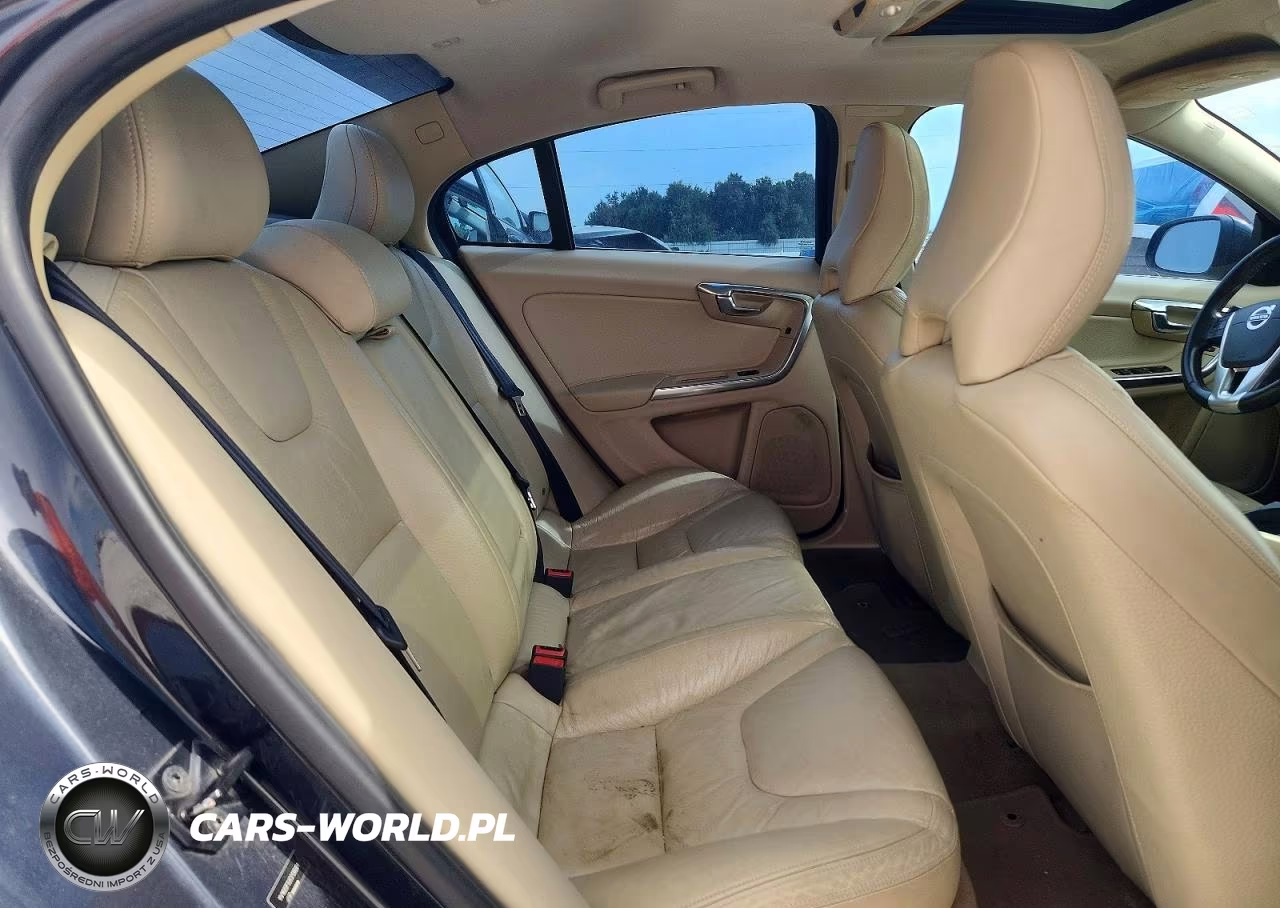 2012 Volvo S60 T5 VIN:YV1622FS2C2138201 - 10