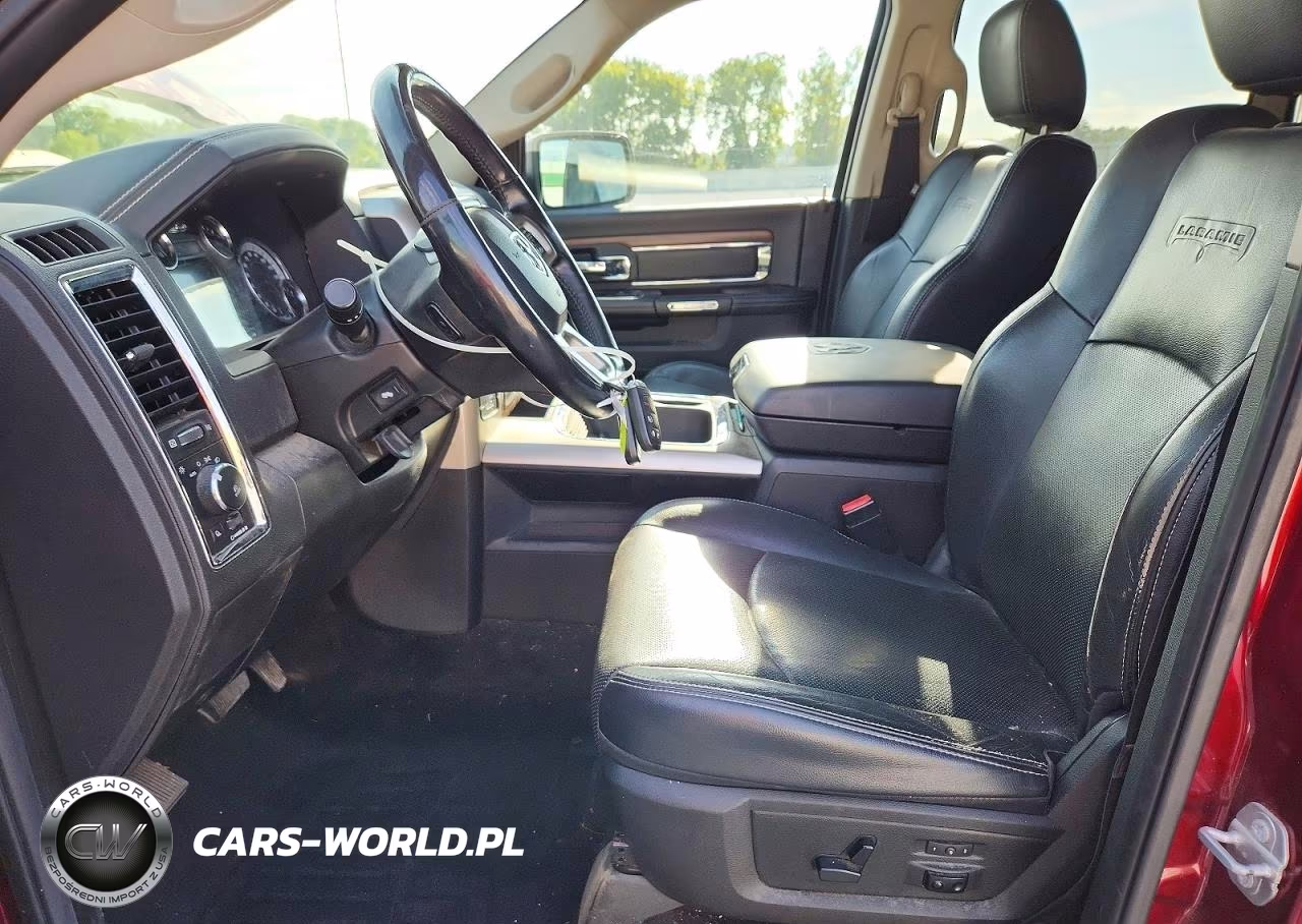 2017 Ram 1500 Laramie VIN:1C6RR7NT8HS587743 - 7