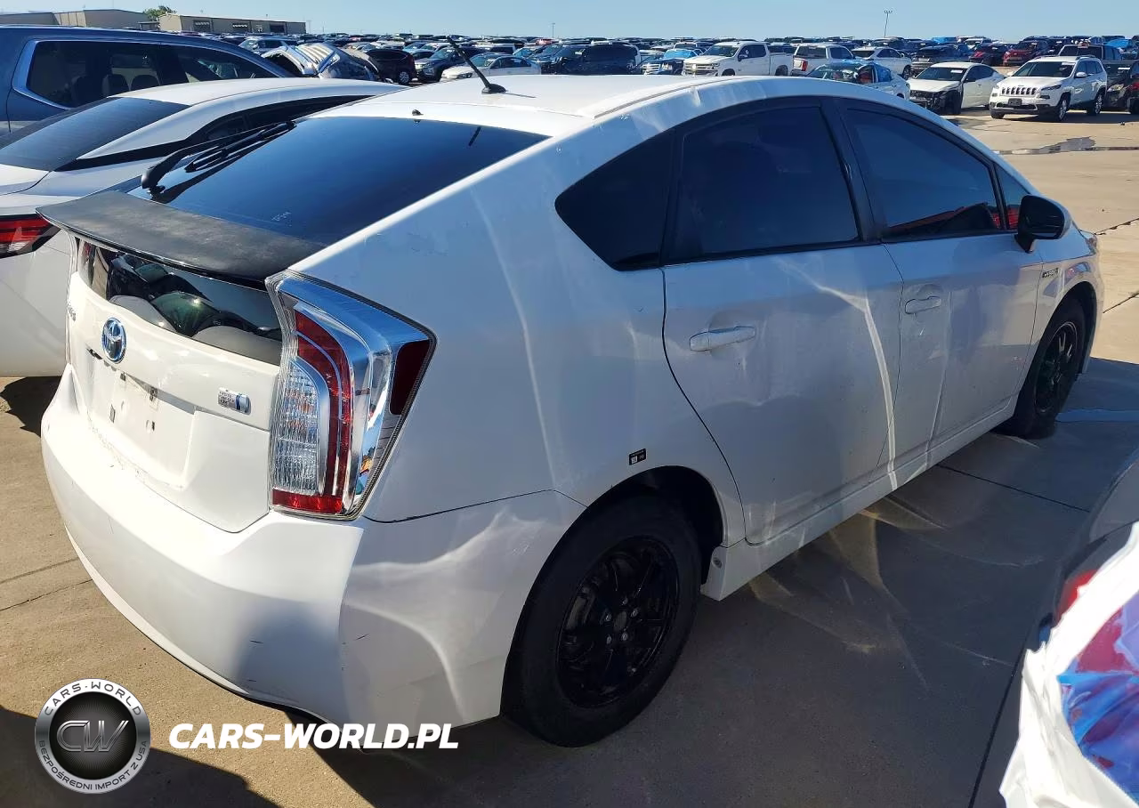 2012 Toyota Prius Two VIN:JTDKN3DU6C5488998 - 3