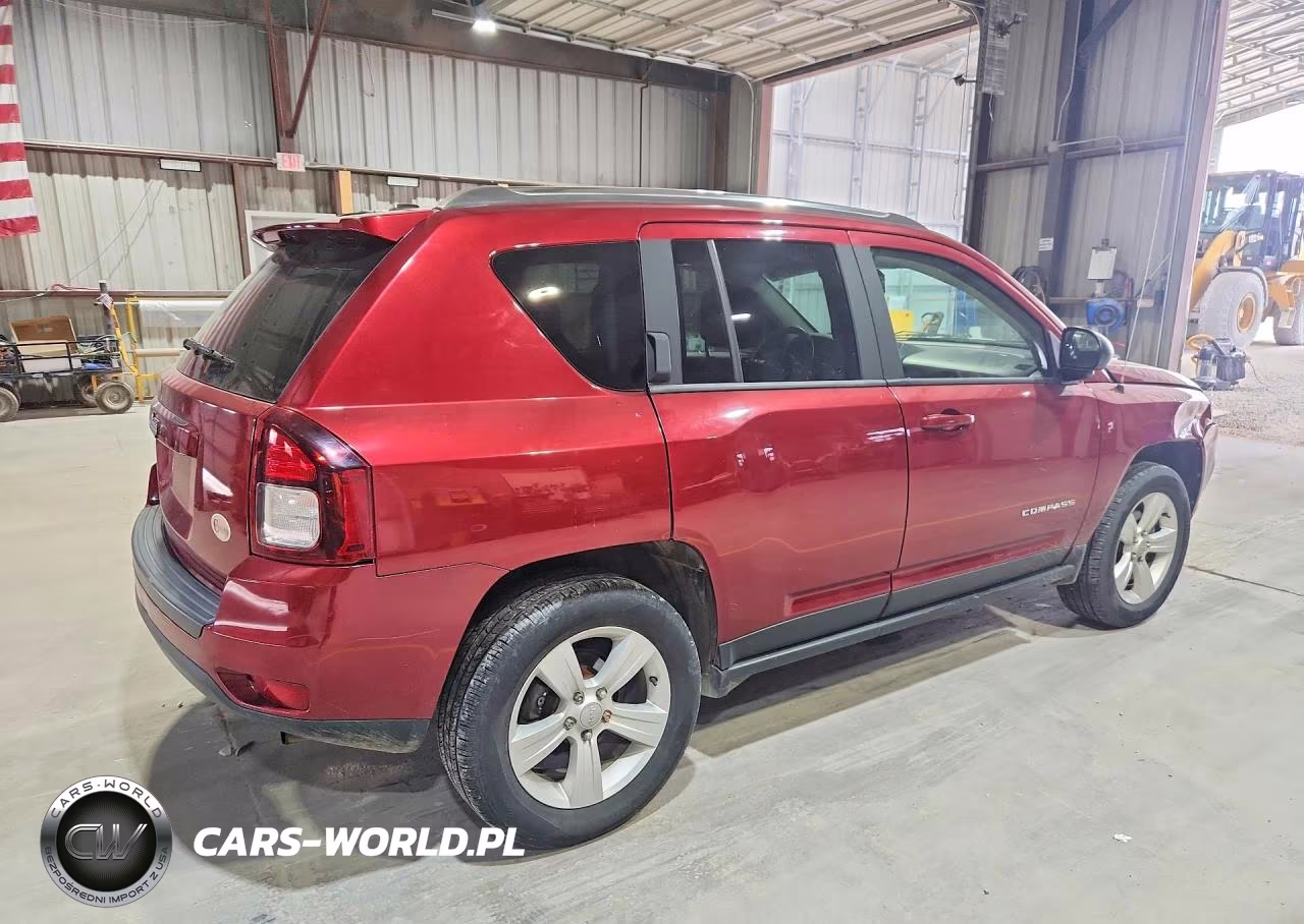 2014 Jeep Compass Sport VIN:1C4NJDBBXED647059 - 3