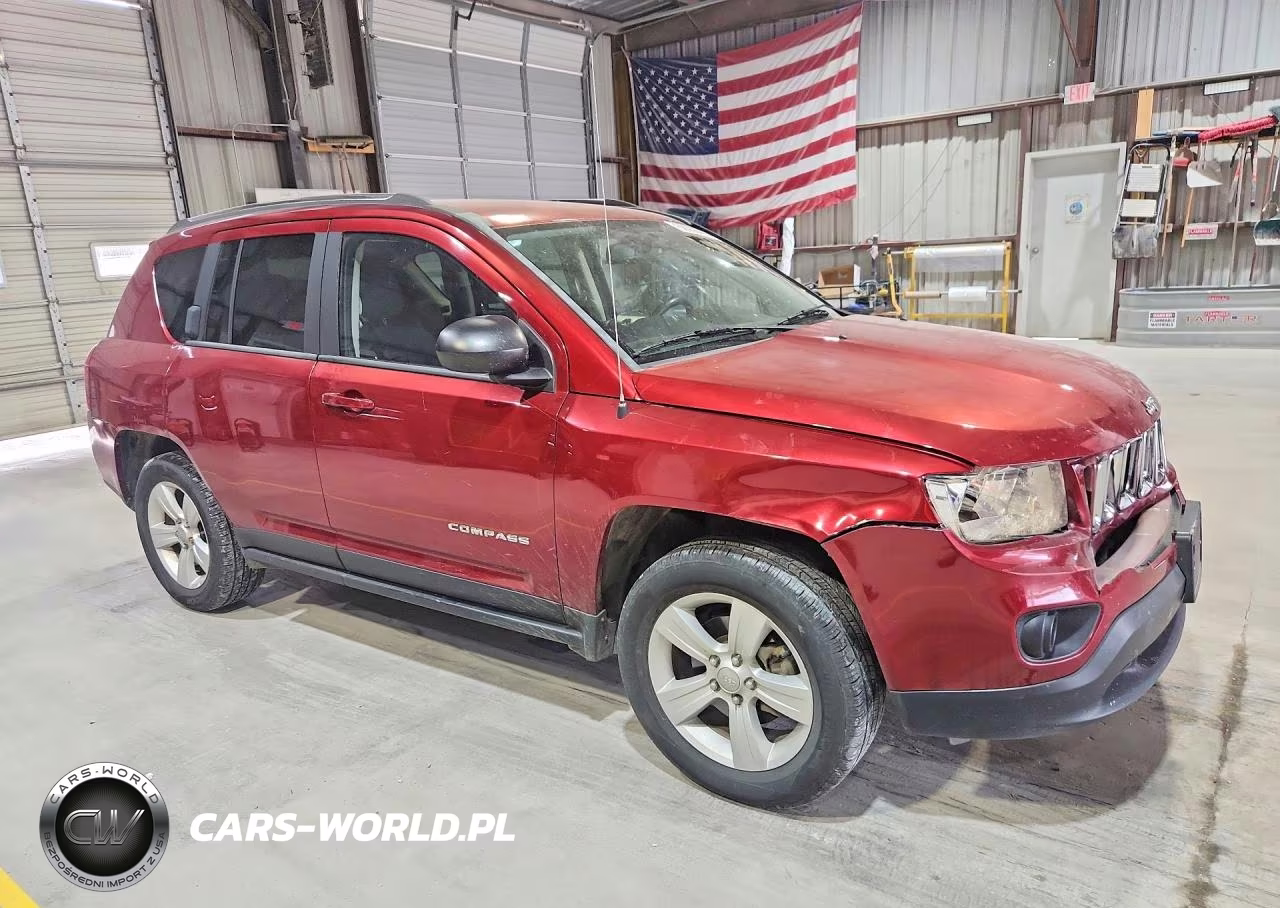 2014 Jeep Compass Sport VIN:1C4NJDBBXED647059 - 4