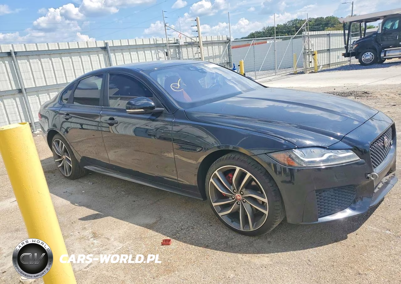 2017 Jaguar Xf S VIN:SAJBG4BV8HCY43105 - 4