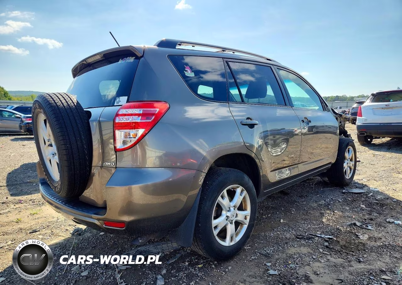 2011 Toyota Rav4 Base VIN:2T3BF4DV1BW128945 - 3