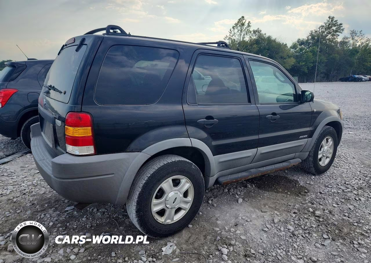 2001 Ford Escape Xlt VIN:1FMYU03111KA98372 - 3