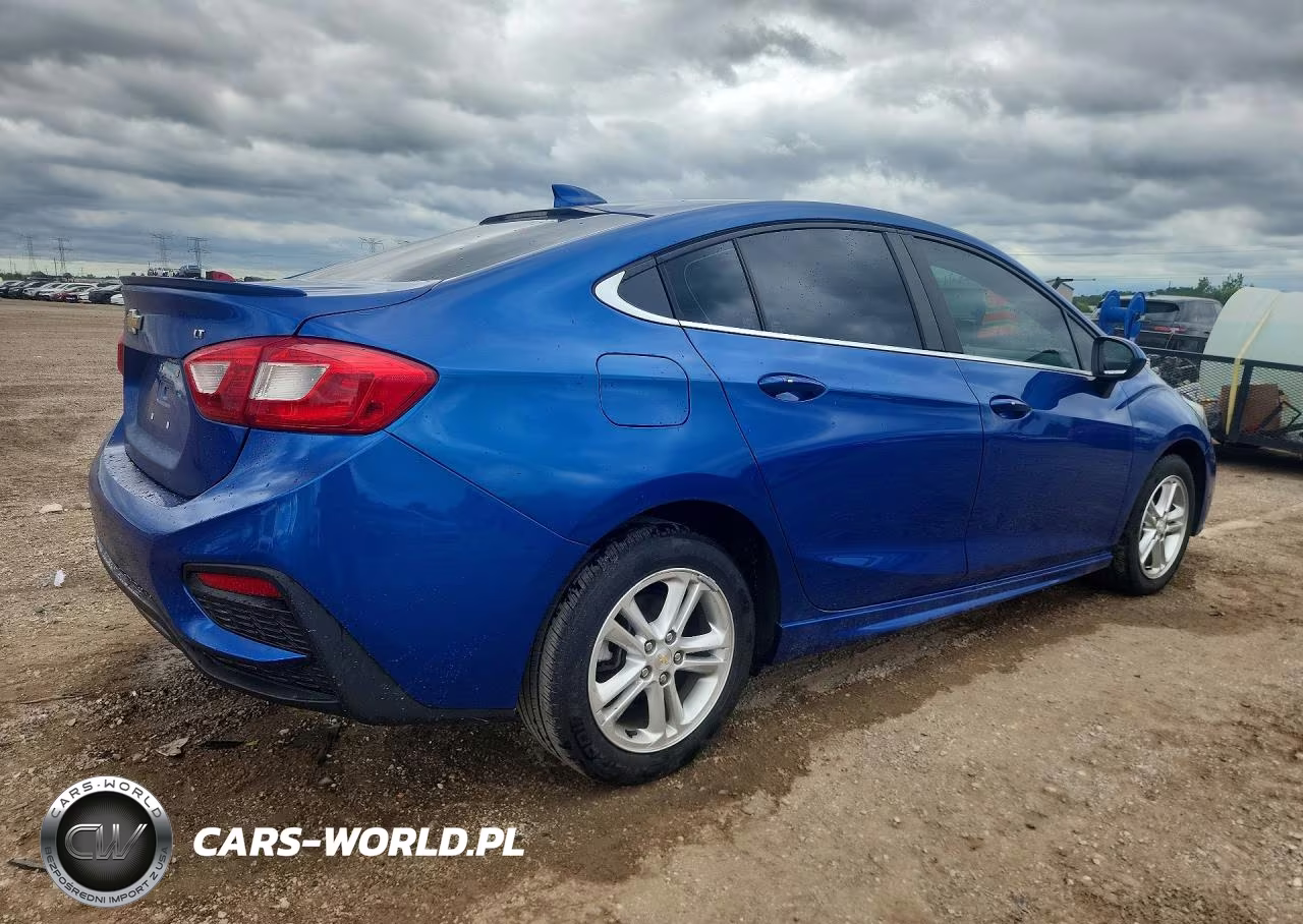 2017 Chevrolet Cruze Lt VIN:1G1BE5SM8H7124262 - 3