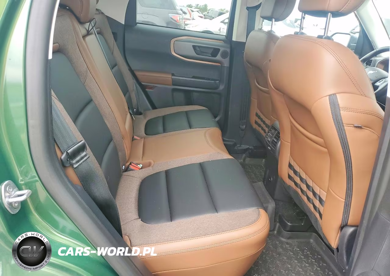 2025 Ford Bronco Sport Outer Banks VIN:3FMCR9CN0SRF01452 - 11