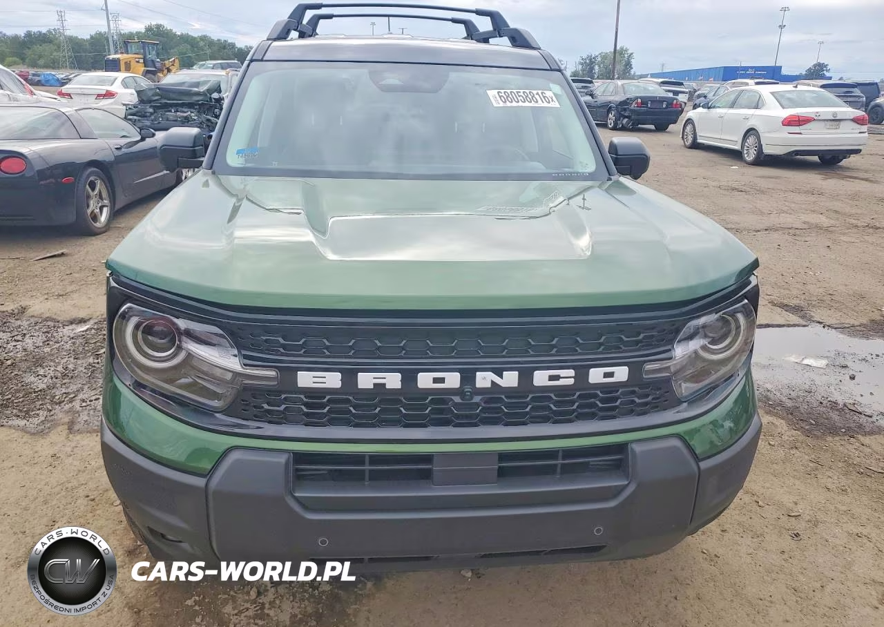 2025 Ford Bronco Sport Outer Banks VIN:3FMCR9CN0SRF01452 - 5