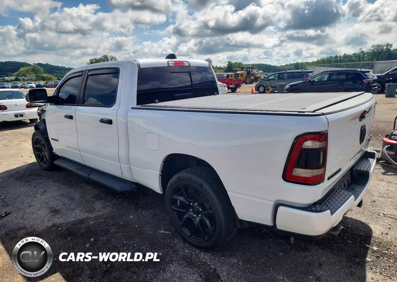 2023 Ram 1500 Laramie VIN:1C6SRFRT8PN500586 - 2