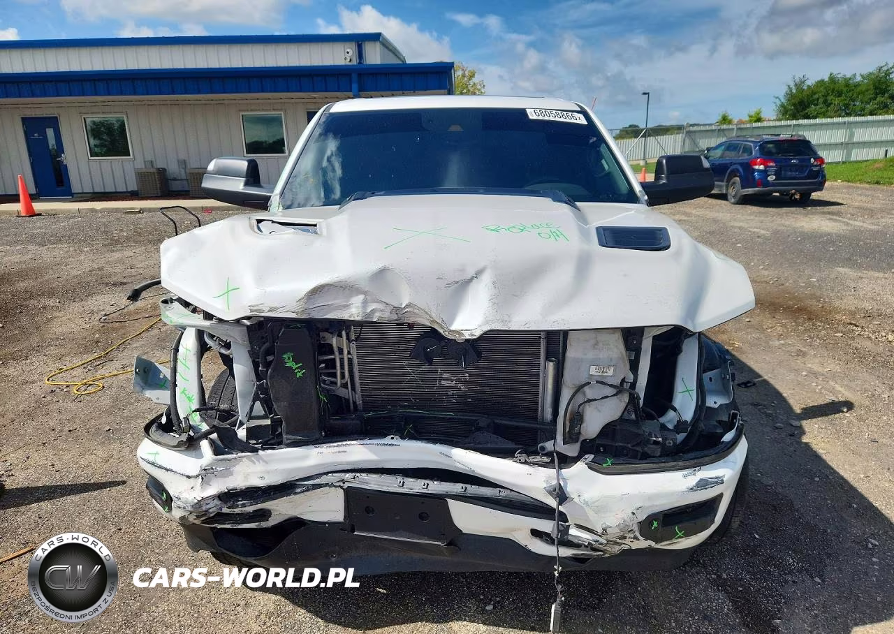 2023 Ram 1500 Laramie VIN:1C6SRFRT8PN500586 - 5