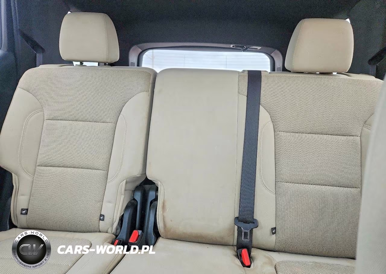 2022 Chevrolet Traverse Ls VIN:1GNERLKW2NJ107770 - 10