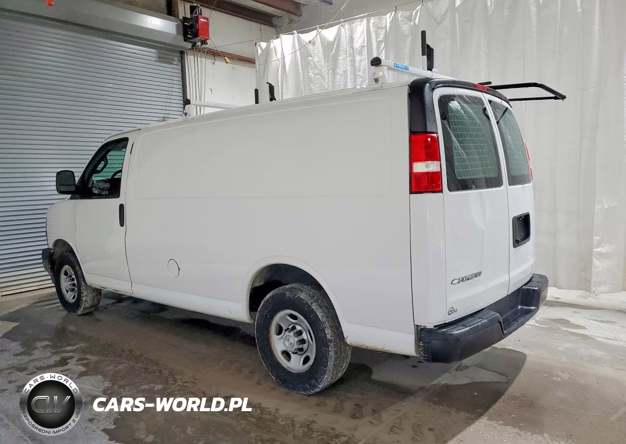 2020 Chevrolet Express G2500 VIN:1GCWGAFP5L1148465 - 2