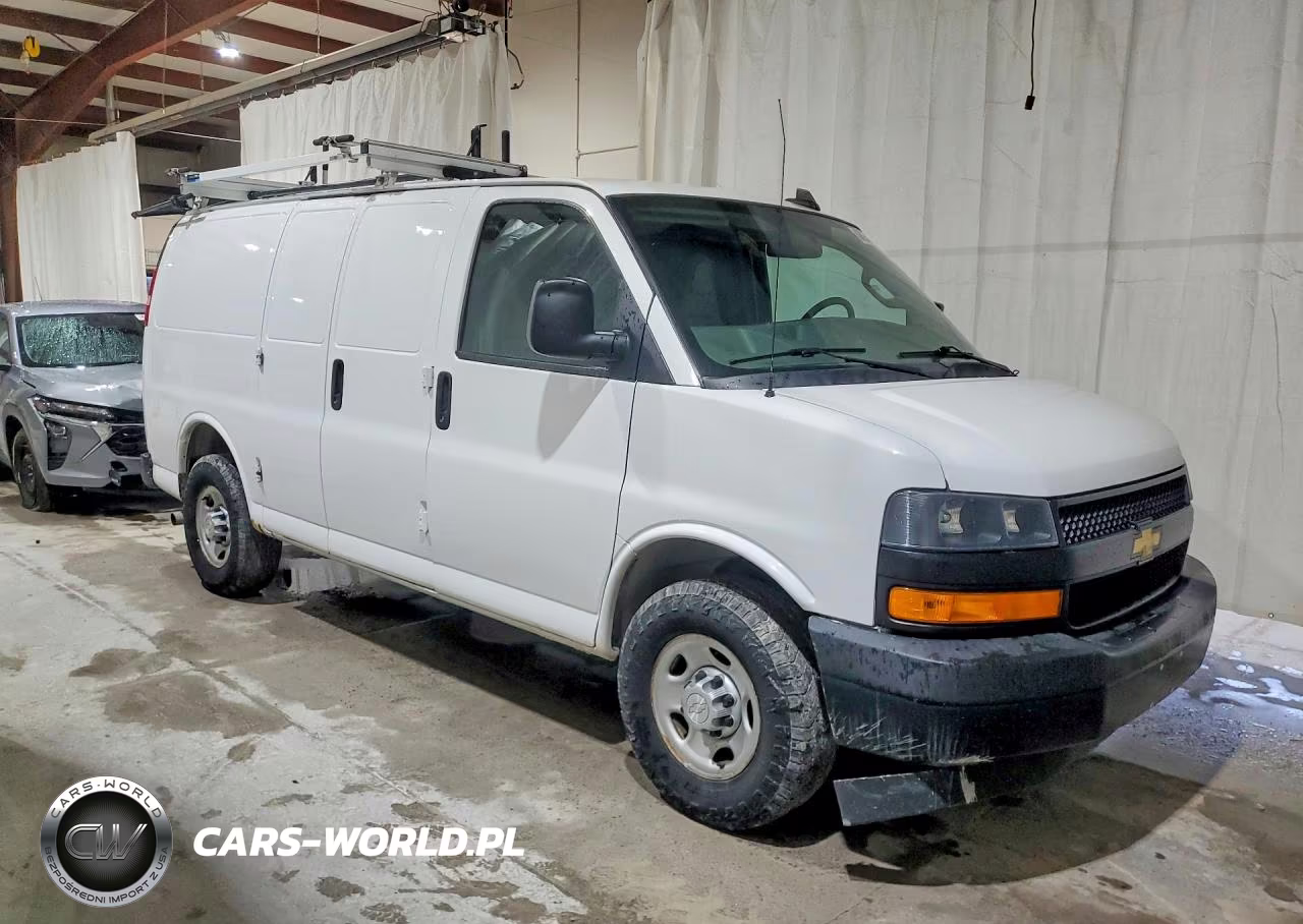 2020 Chevrolet Express G2500 VIN:1GCWGAFP5L1148465 - 4