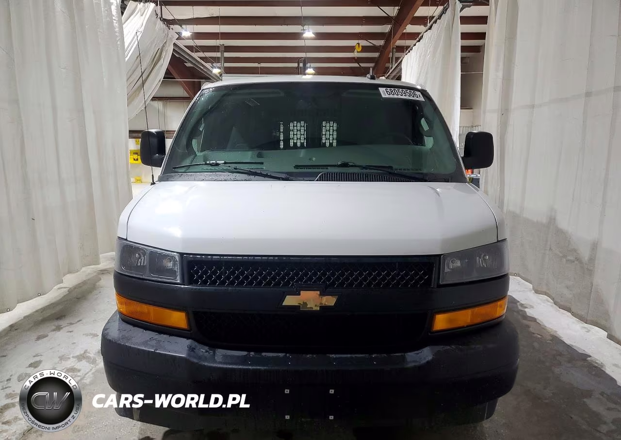 2020 Chevrolet Express G2500 VIN:1GCWGAFP5L1148465 - 5
