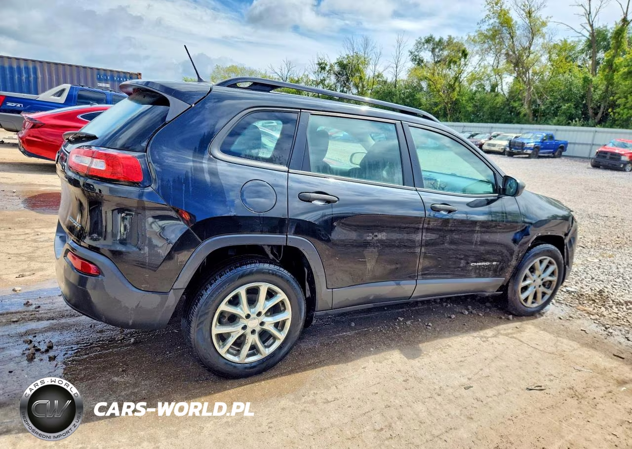 2015 Jeep Cherokee Sport VIN:1C4PJLAB7FW761286 - 3