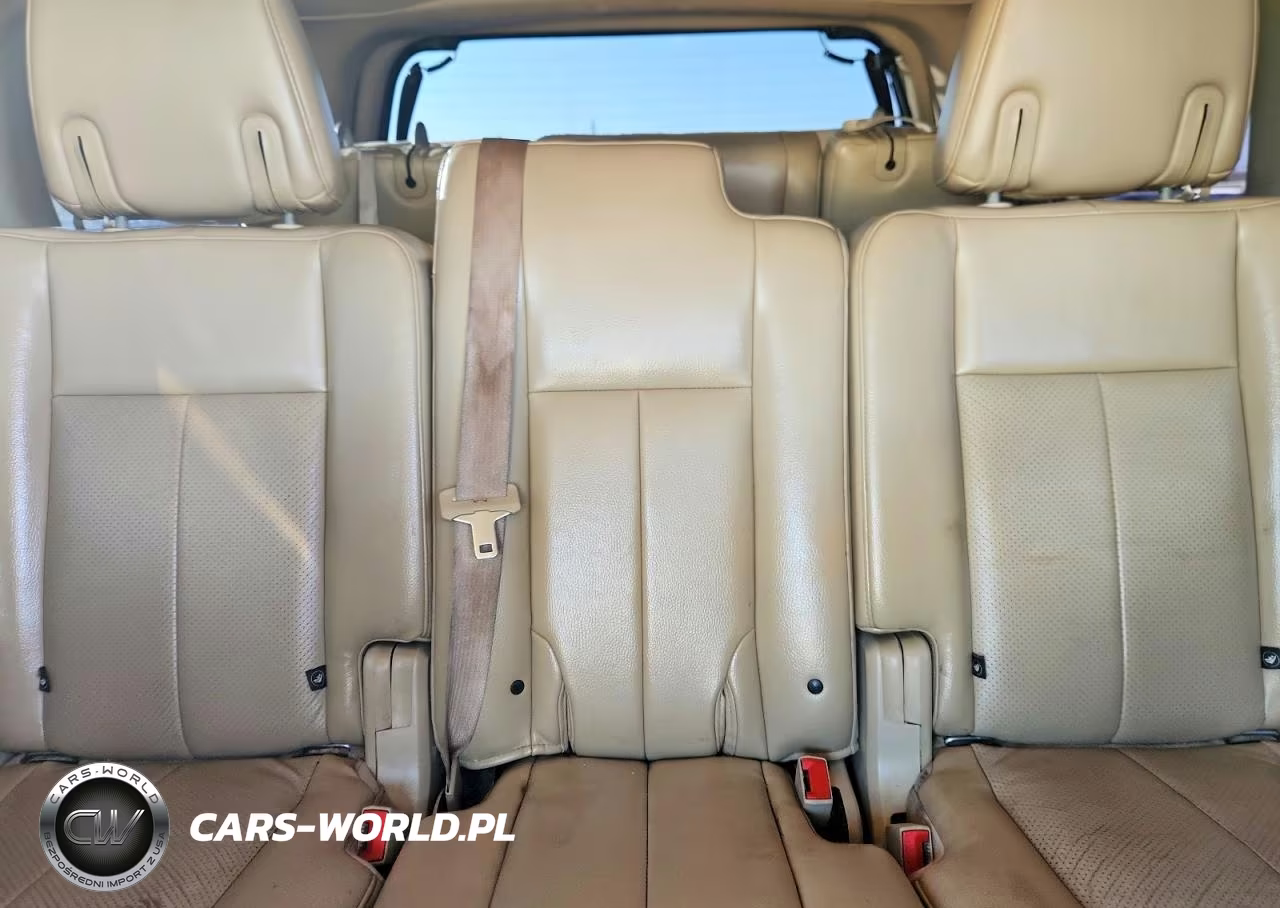 2011 Ford Expedition Xlt VIN:1FMJU1H51BEF36147 - 10
