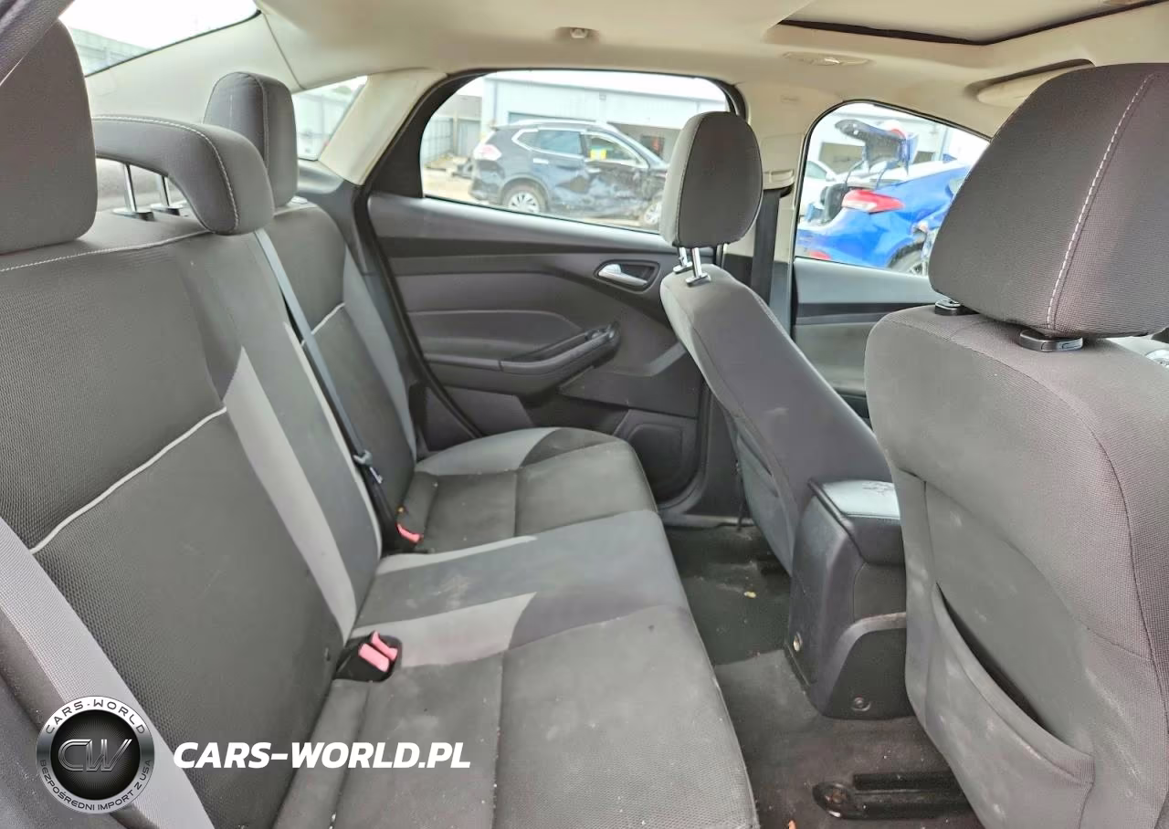 2014 Ford Focus Se VIN:1FADP3F25EL332549 - 10