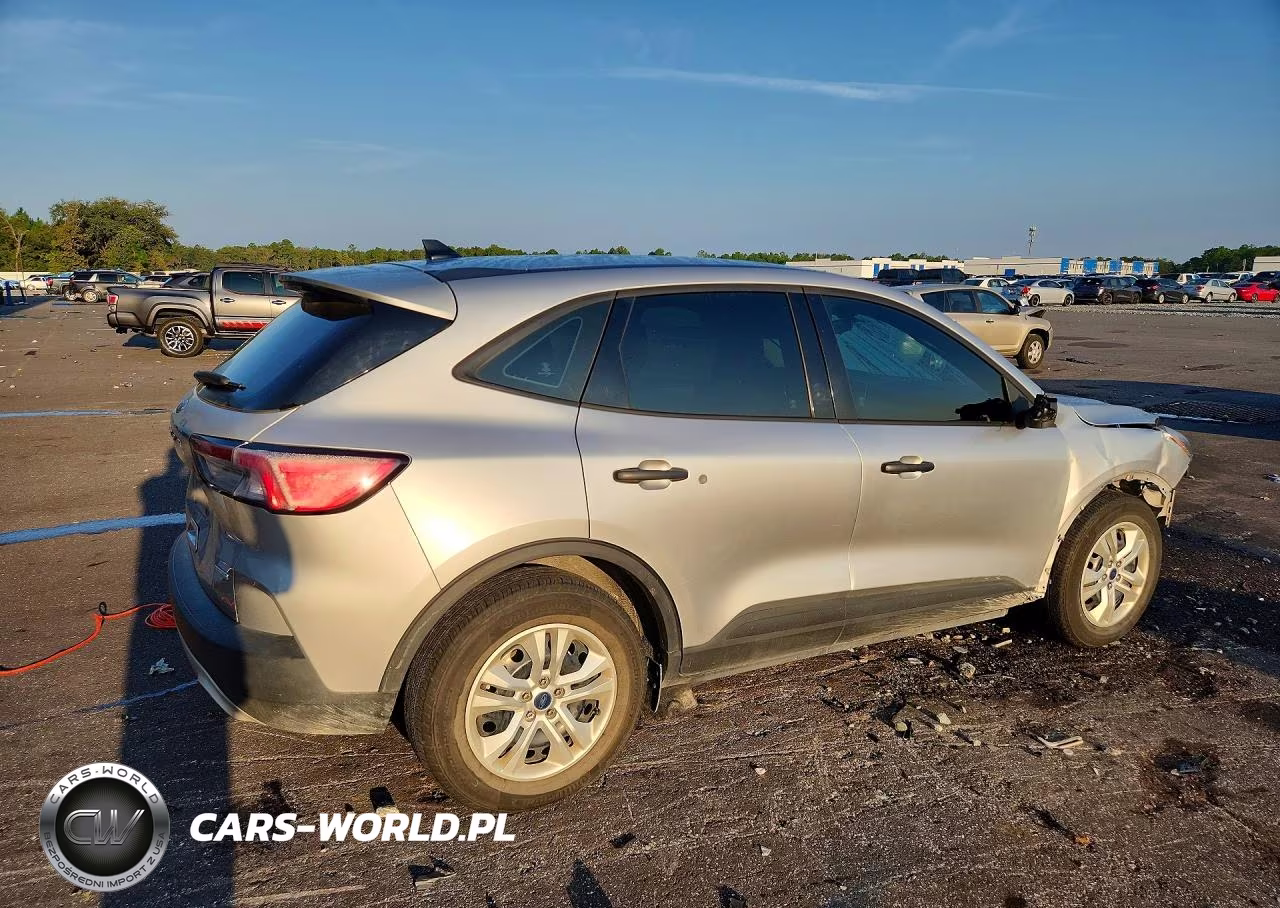 2020 Ford Escape S VIN:1FMCU0F68LUA69041 - 3