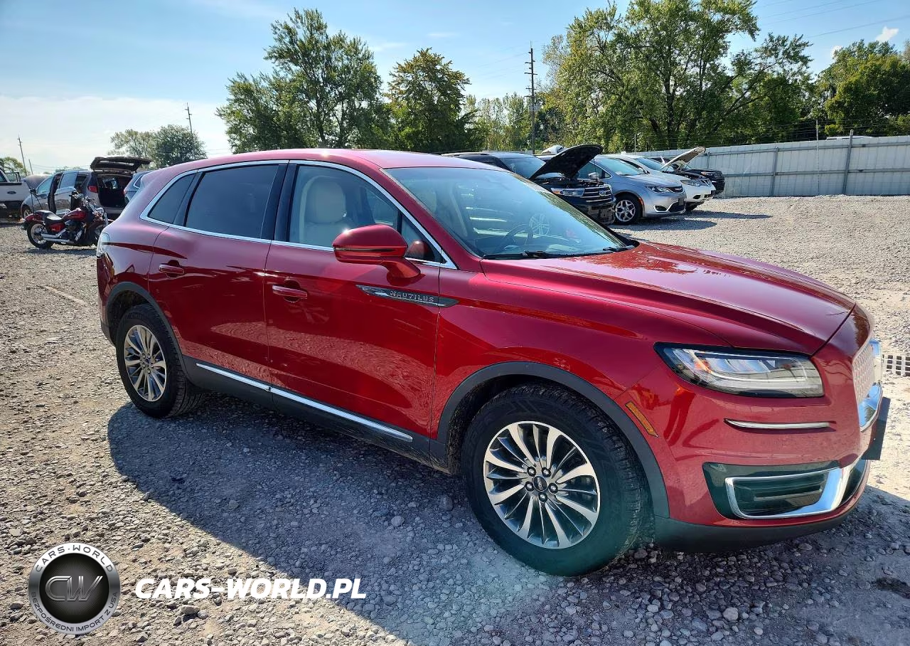 2020 Lincoln Nautilus VIN:2LMPJ8J9XLBL11445 - 4