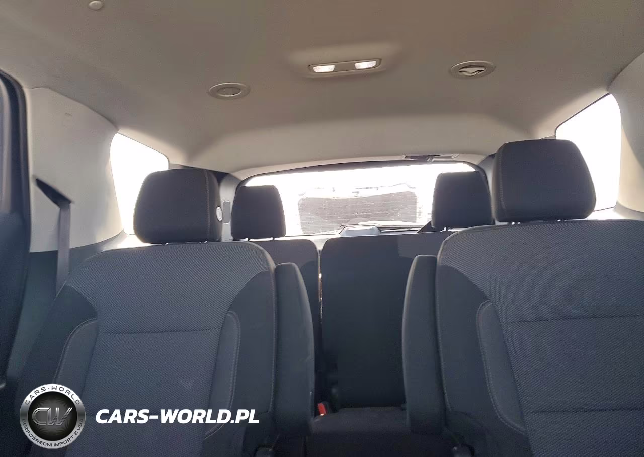 2018 Chevrolet Traverse Lt VIN:1GNERGKW9JJ175193 - 10