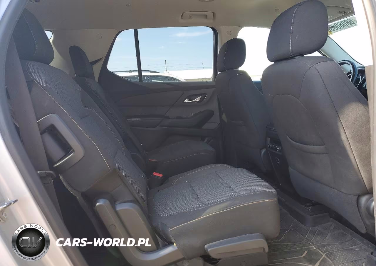 2018 Chevrolet Traverse Lt VIN:1GNERGKW9JJ175193 - 11