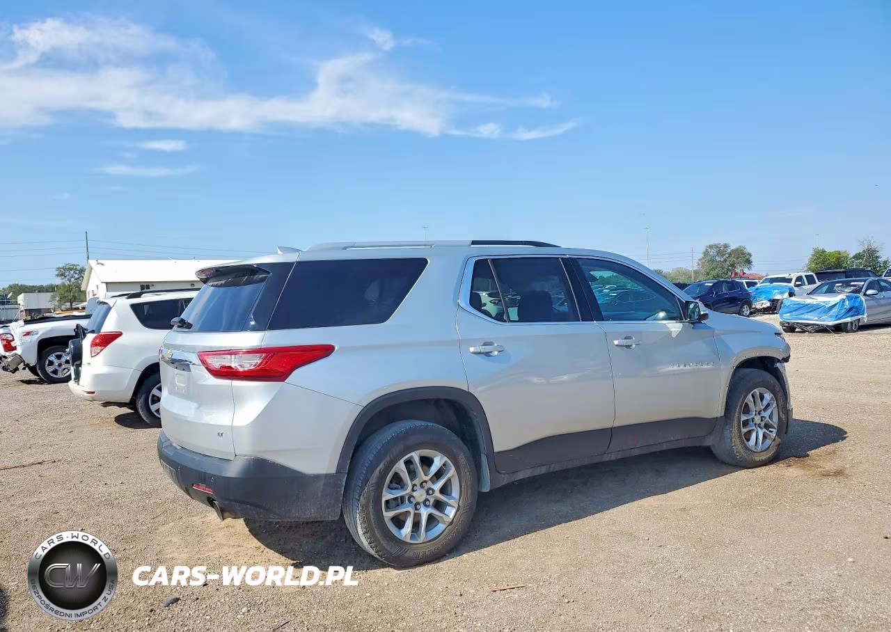 2018 Chevrolet Traverse Lt VIN:1GNERGKW9JJ175193 - 3