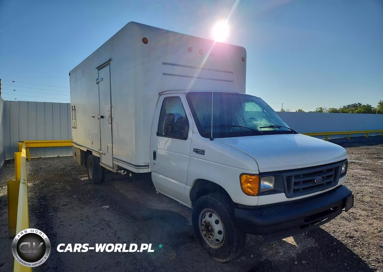 2005 Ford E450 Box Truck VIN:1FDXE45P25HB44165 - 4