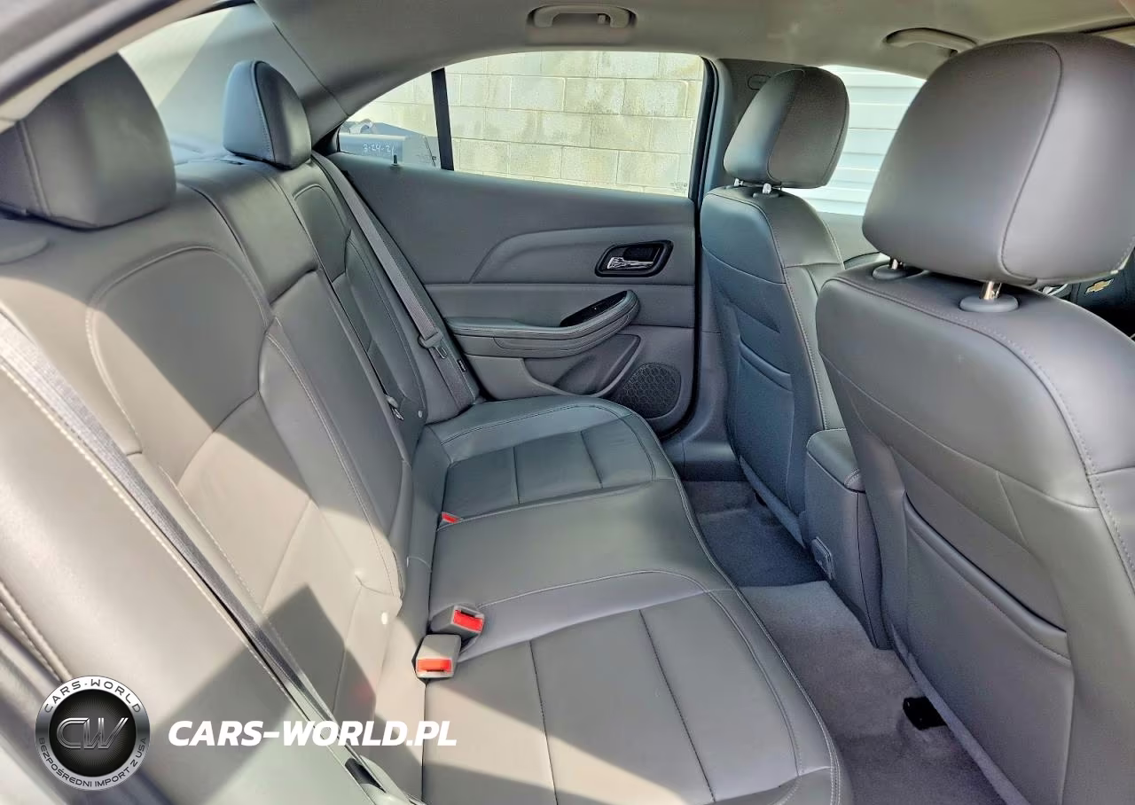 2015 Chevrolet Malibu 2Lt VIN:1G11D5SL8FF250128 - 10