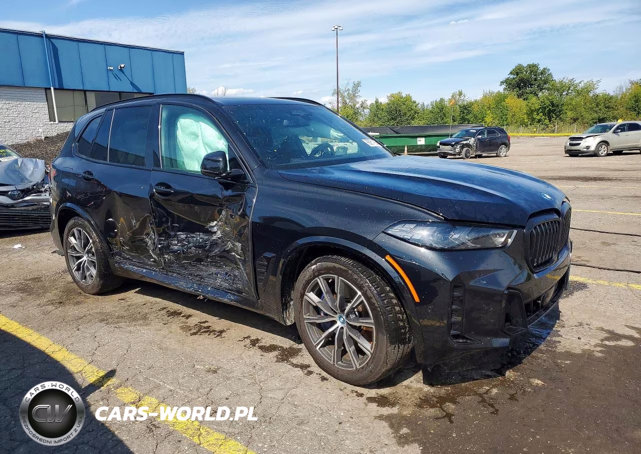 2025 BMW X5 xDrive50E VIN:5UX43EU01S9Y82888 - 4
