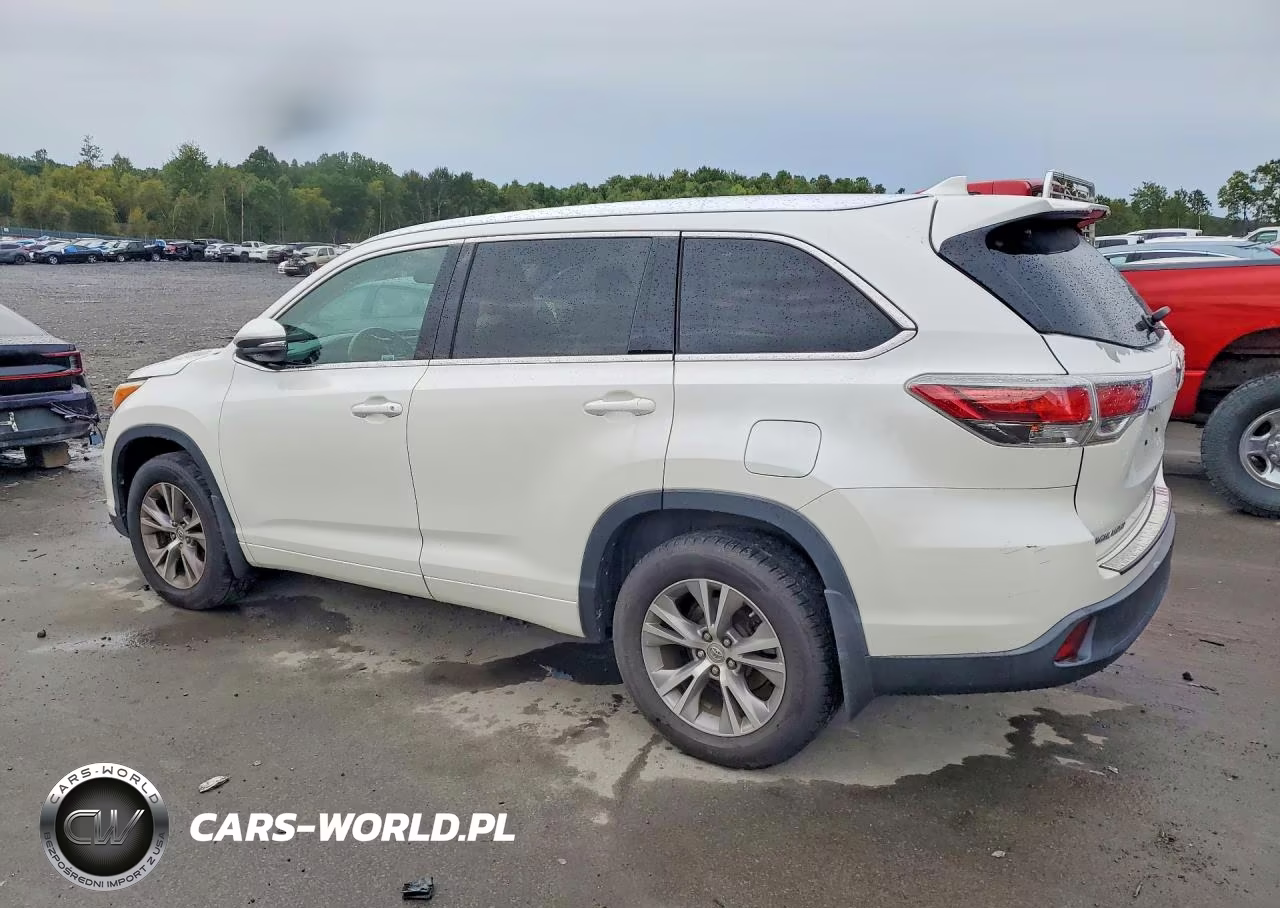 2015 Toyota Highlander Xle VIN:5TDJKRFH7FS120657 - 2