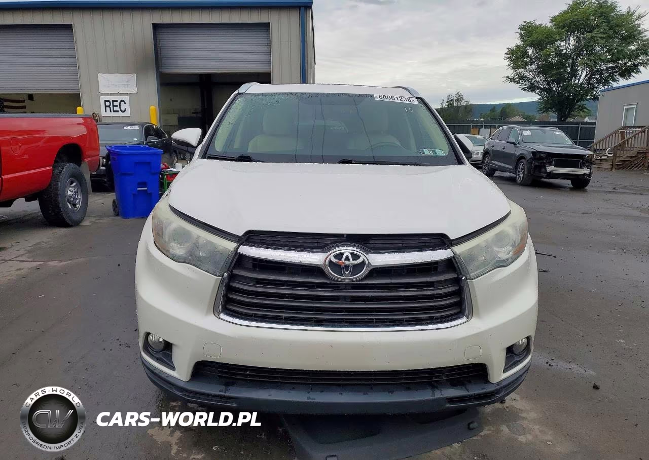 2015 Toyota Highlander Xle VIN:5TDJKRFH7FS120657 - 5