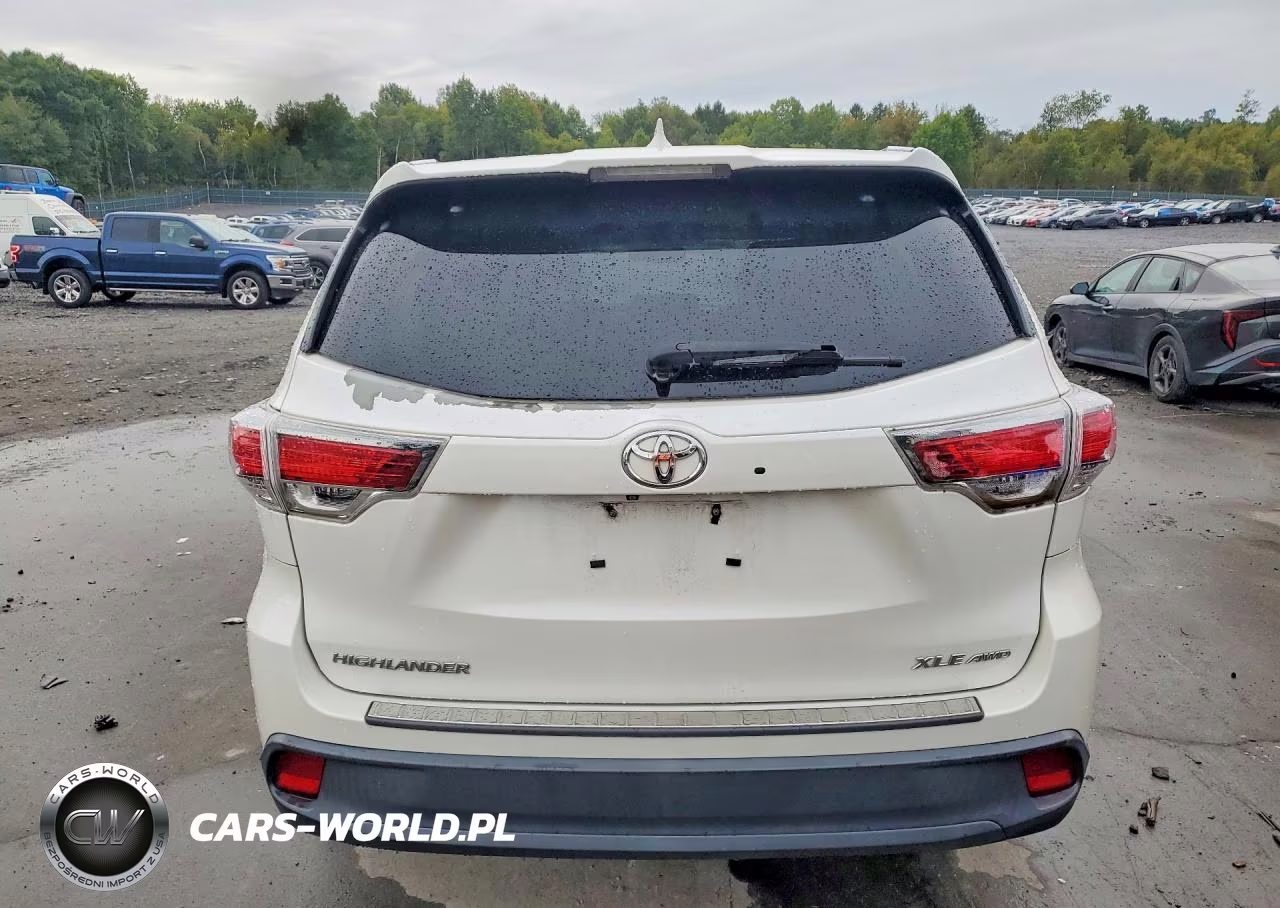 2015 Toyota Highlander Xle VIN:5TDJKRFH7FS120657 - 6