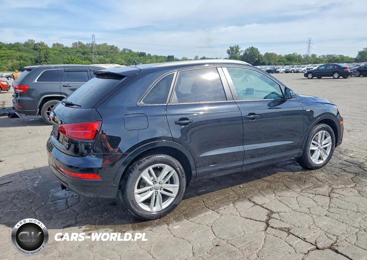 2018 Audi Q3 Premium VIN:WA1ECCFS5JR006262 - 3