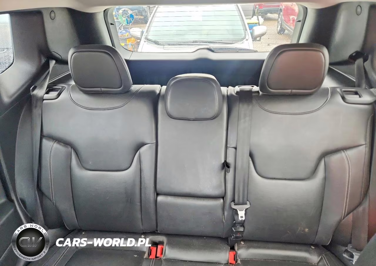 2016 Jeep Renegade Limited VIN:ZACCJBDT9GPC68902 - 10