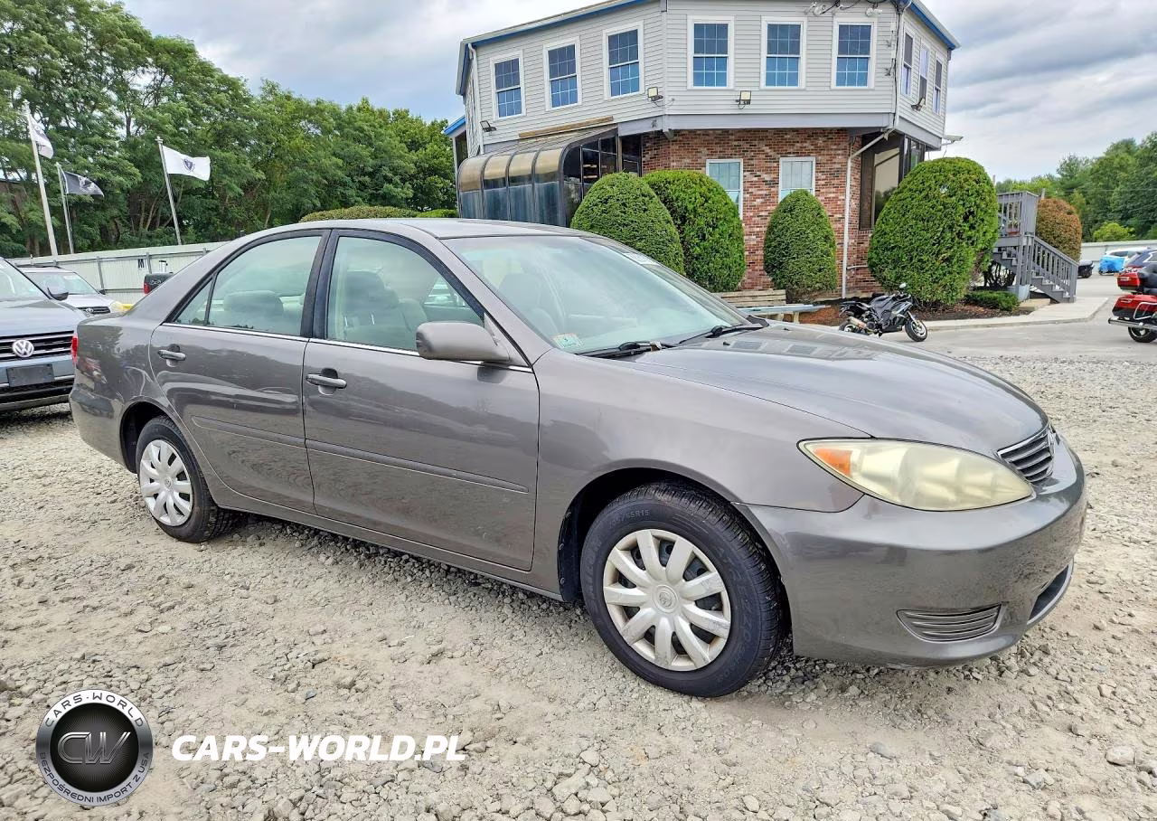 2006 Toyota Camry Le VIN:4T1BE32K06U666895 - 4