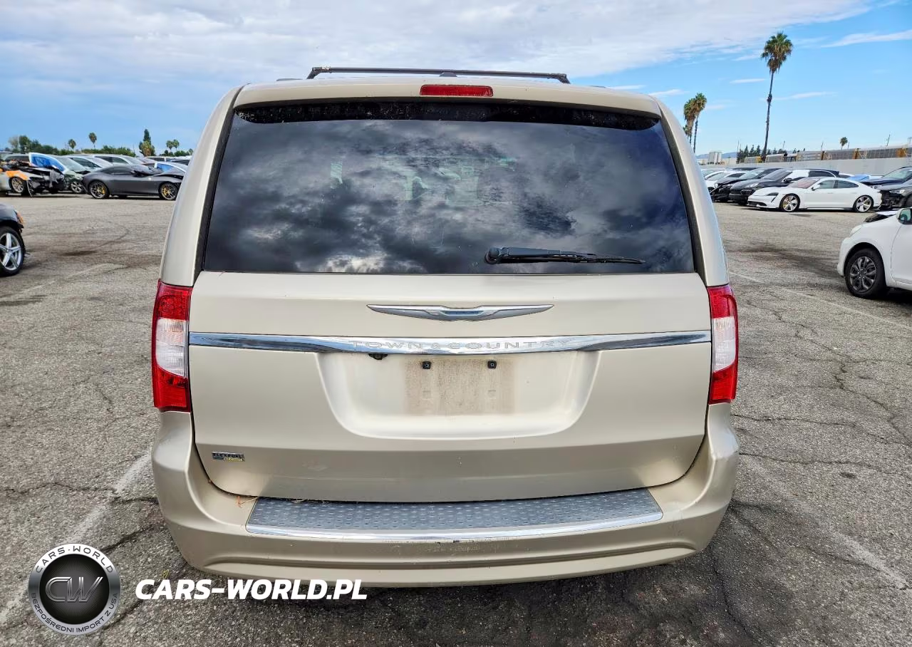 2013 Chrysler Town & Country Touring VIN:2C4RC1BG5DR741707 - 6