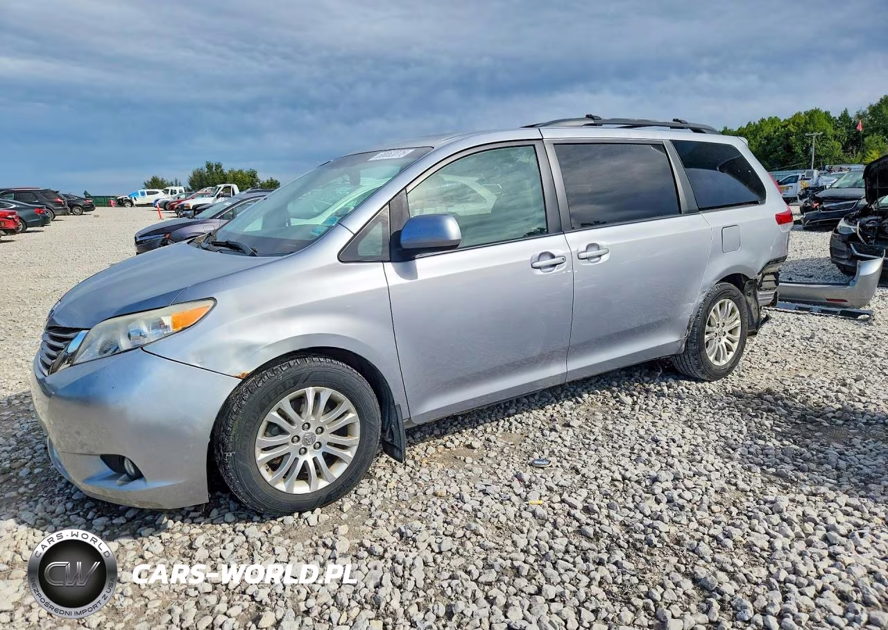 2011 Toyota Sienna Xle 8-Passenger