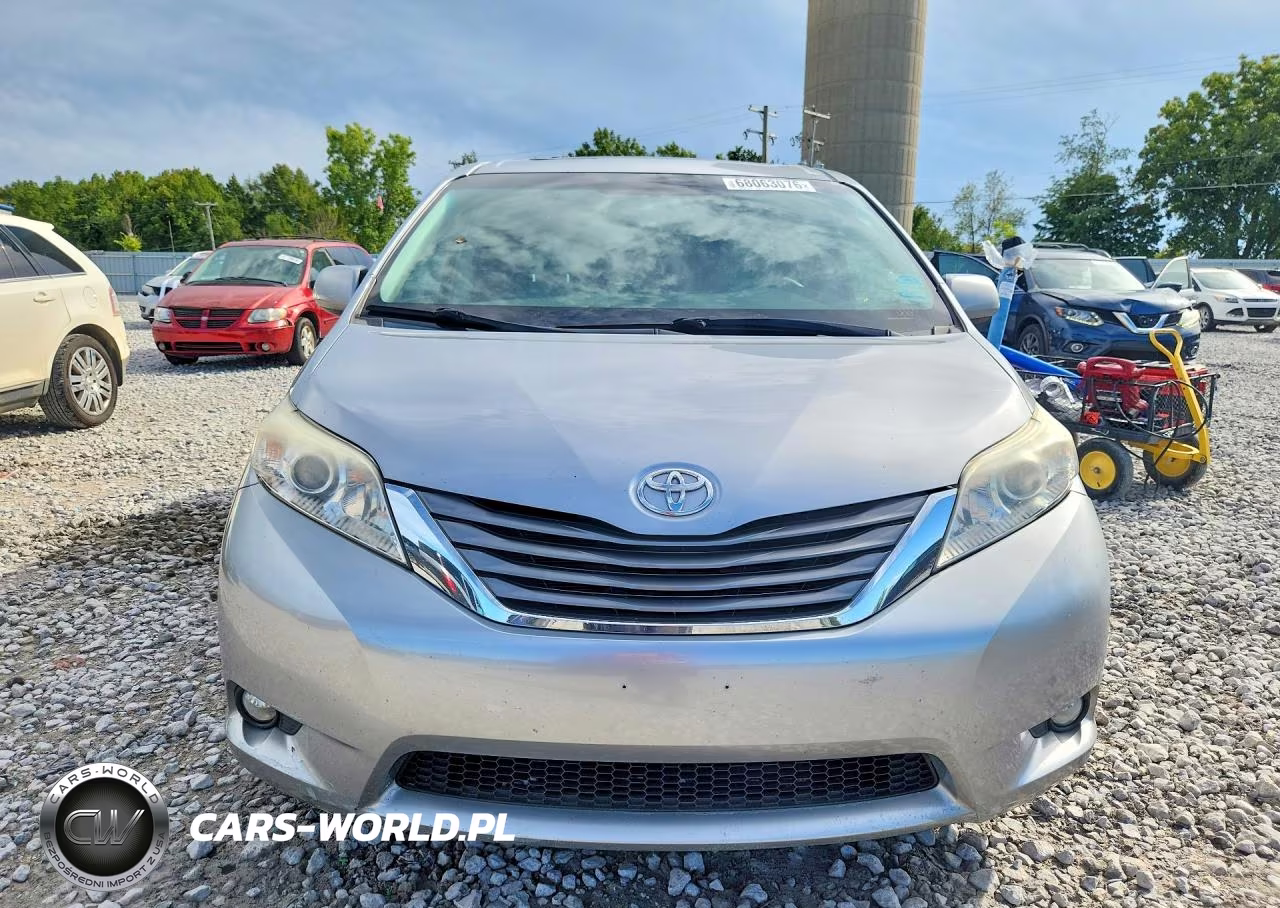 2011 Toyota Sienna Xle 8-Passenger VIN:5TDYK3DC5BS165898 - 5