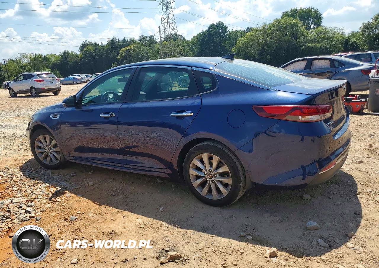2018 Kia Optima S VIN:5XXGT4L30JG247621 - 2