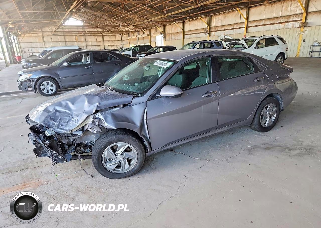 2025 Hyundai Elantra Se