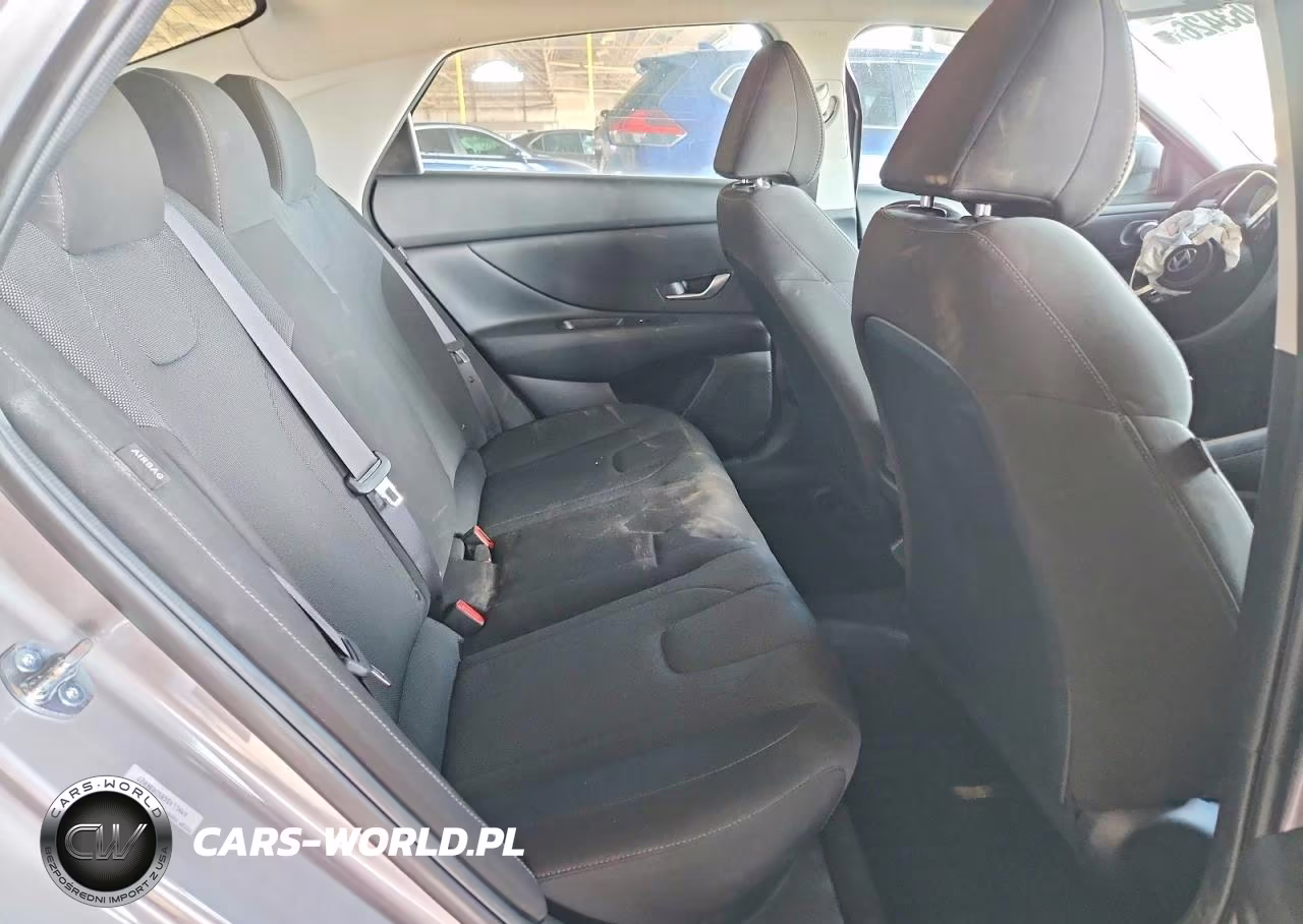2025 Hyundai Elantra Se VIN:KMHLL4DG8SU036027 - 10