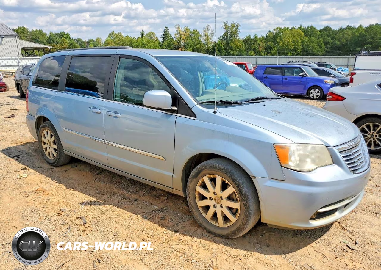 2013 Chrysler Town & Country Touring VIN:2C4RC1BG6DR774361 - 4