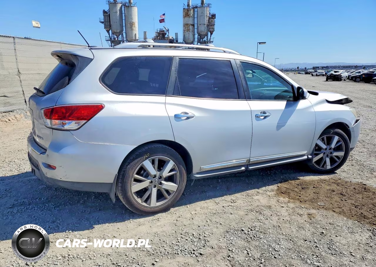 2014 Nissan Pathfinder S VIN:5N1AR2MN3EC722687 - 3