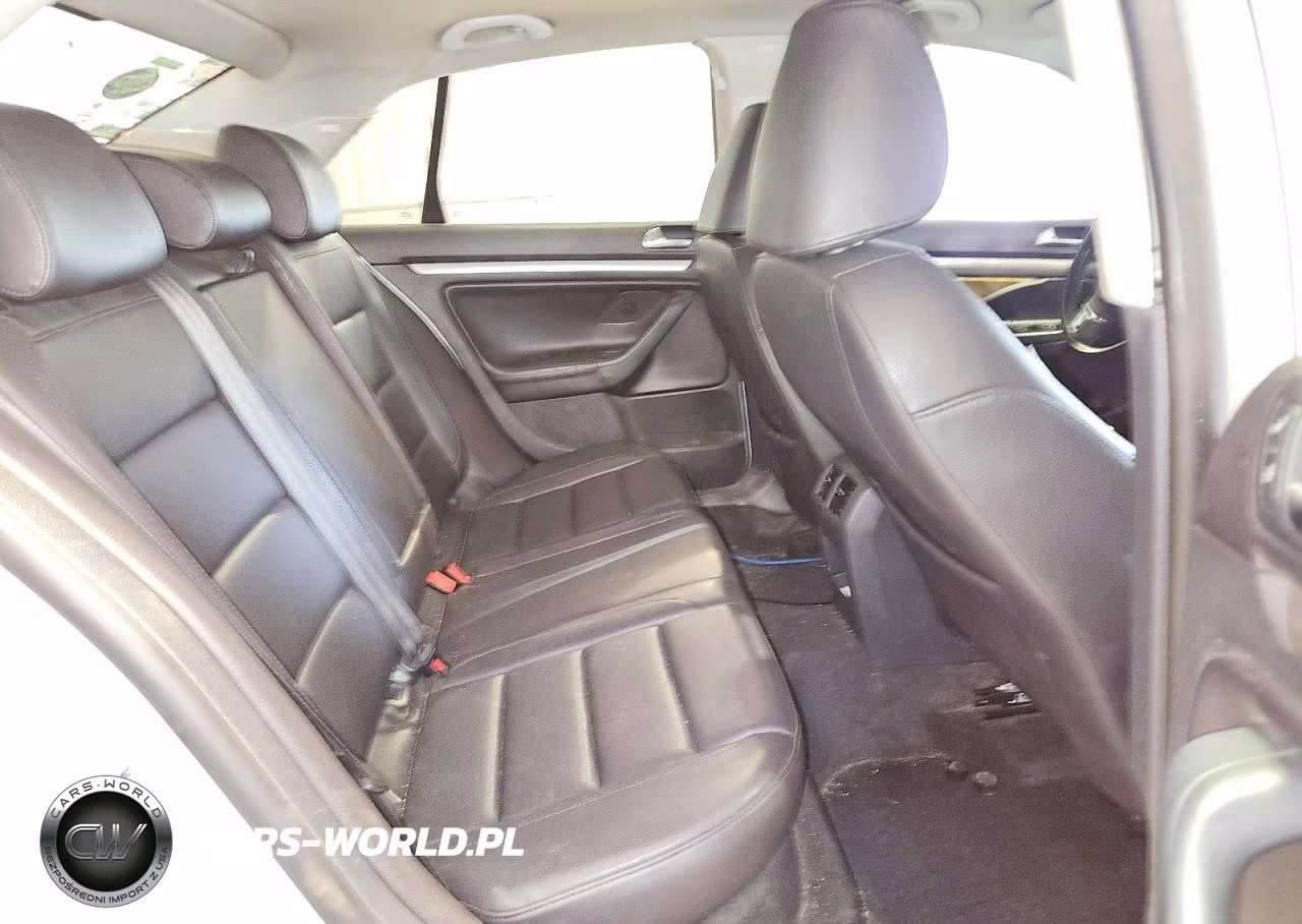 2010 Volkswagen Jetta Se VIN:3VWRX7AJ9AM165589 - 10