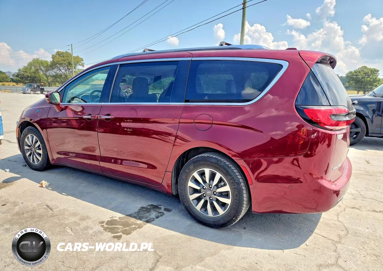 2021 Chrysler Pacifica Hybrid Touring L VIN:2C4RC1L73MR599680 - 2